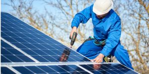 Installation Maintenance Panneaux Solaires Photovoltaïques à Chalandry